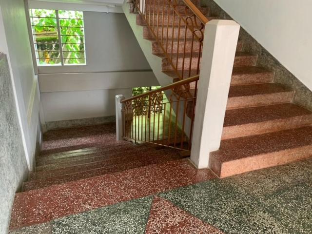 Sweet Home Guest House 西隆 外观 照片